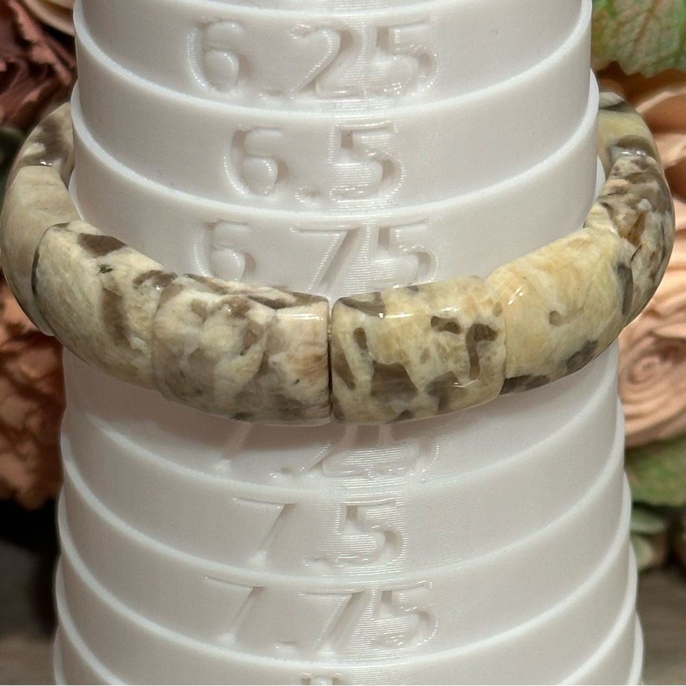 Zebra Stone Feldspar - Spotted Feldspar Soft Bangle Size 7 Item 201 Ivory Cream - Picture 3 of 7